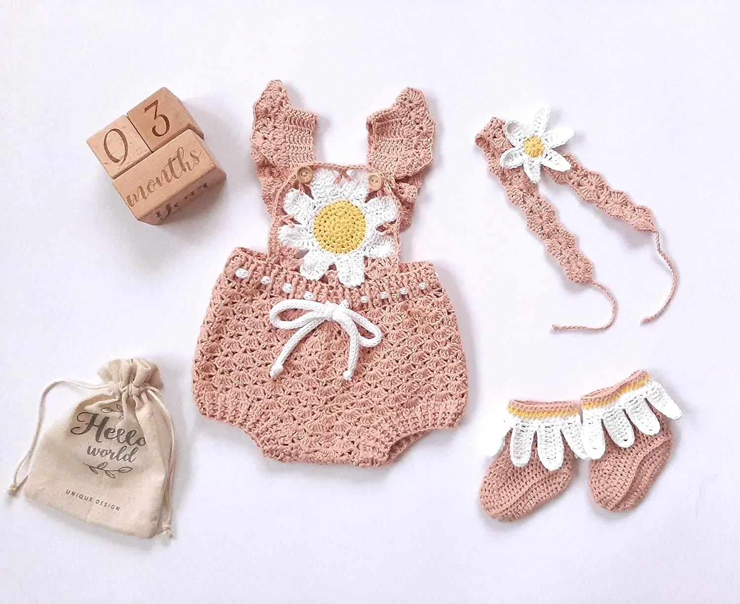 Daisy stuff dusty pink newborn romper -Baby girl newborn clothes (3-6 months US kids' numeric)