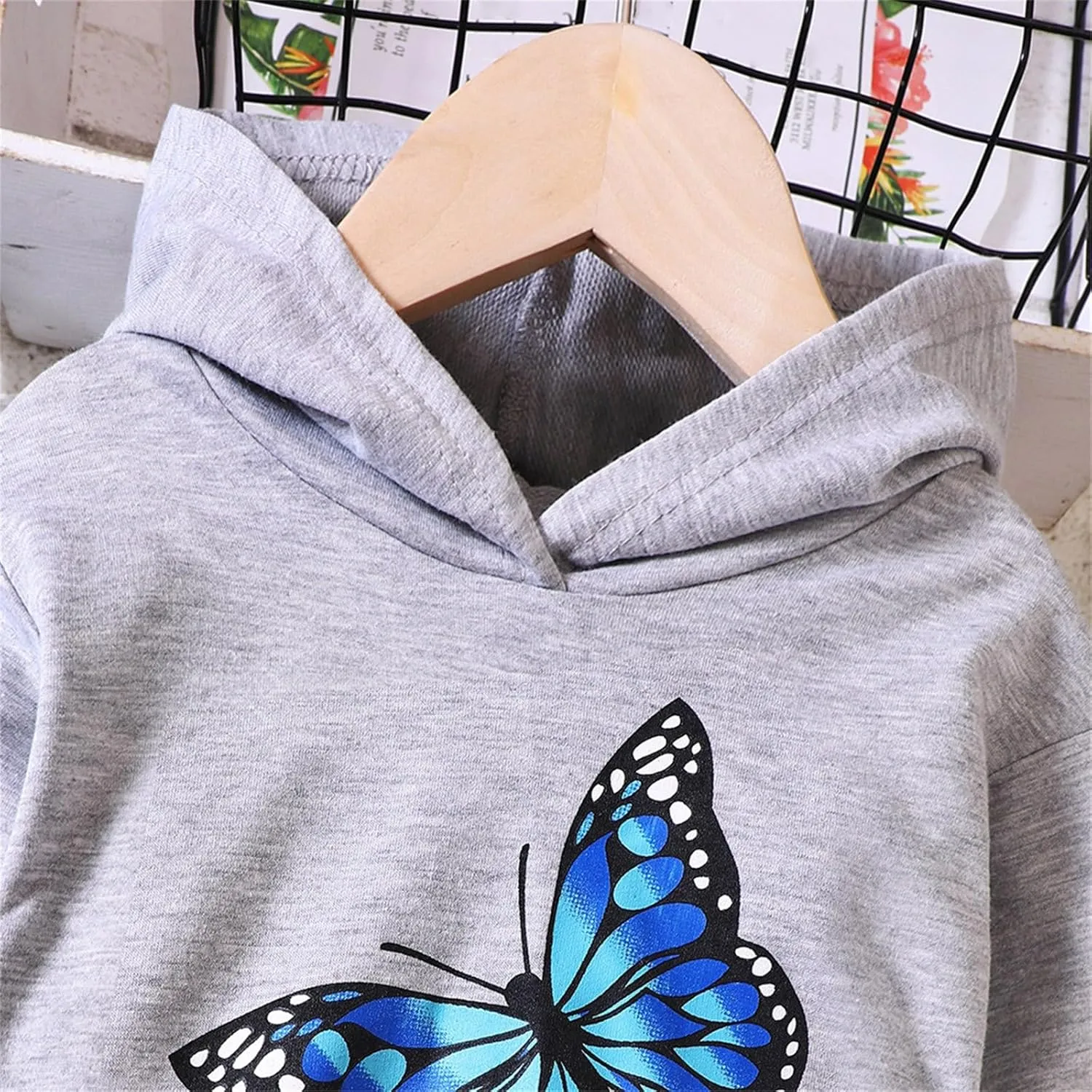 Girls Tracksuit Athletic Sweatsuits Butterfly Print Hoodies Cropped Sweatshirts and Jogger Sweatpants Clothing Sets