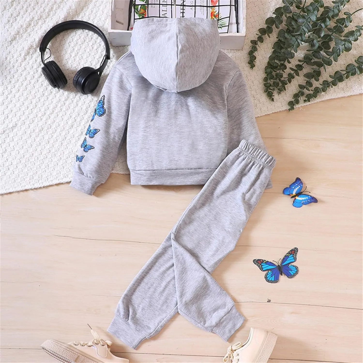 Girls Tracksuit Athletic Sweatsuits Butterfly Print Hoodies Cropped Sweatshirts and Jogger Sweatpants Clothing Sets