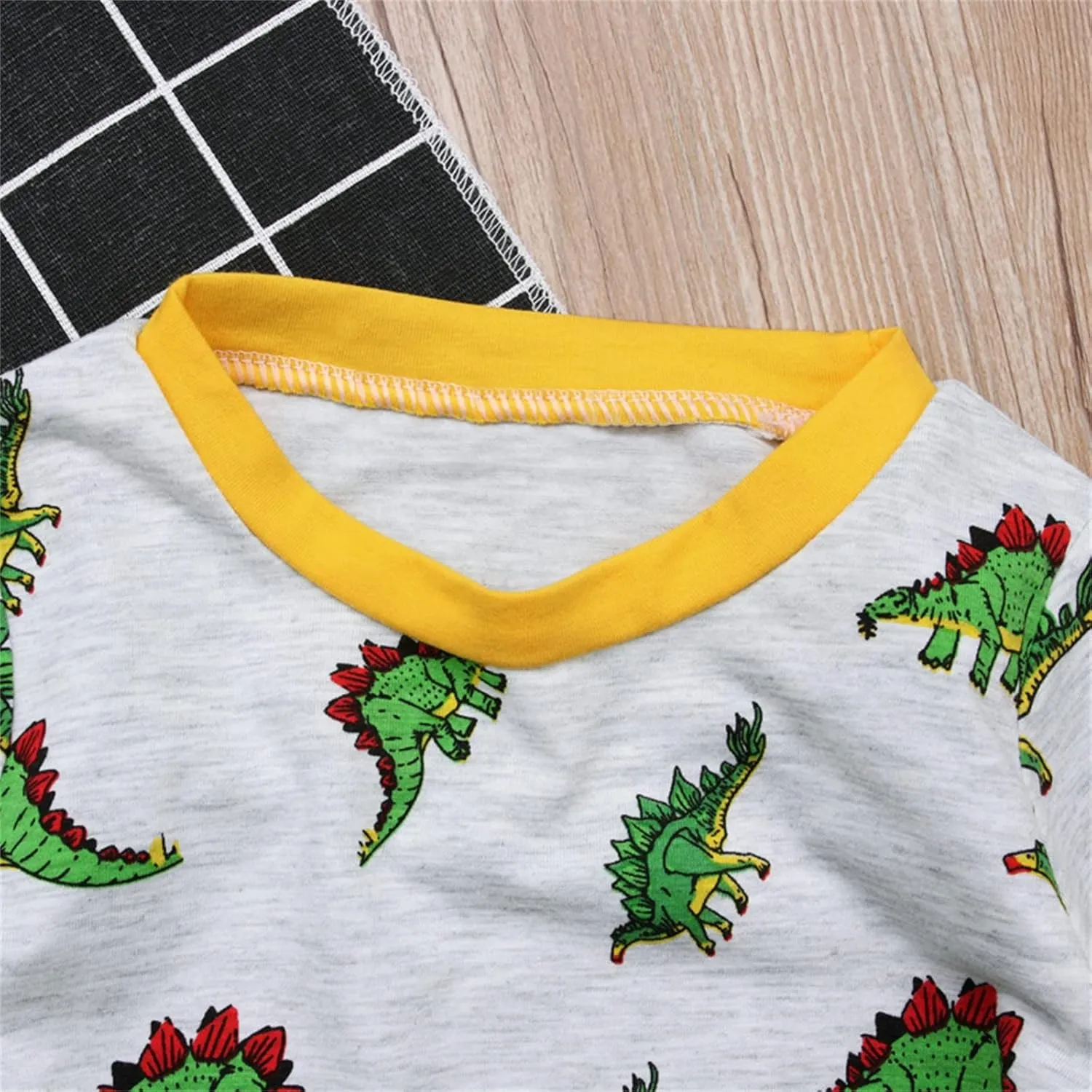 Little Boys Spring js Cute Dinosaur Pajamas Set Long Sleeve Sleepwear Soft nug Fit Pajama Long ohns 2Pcs