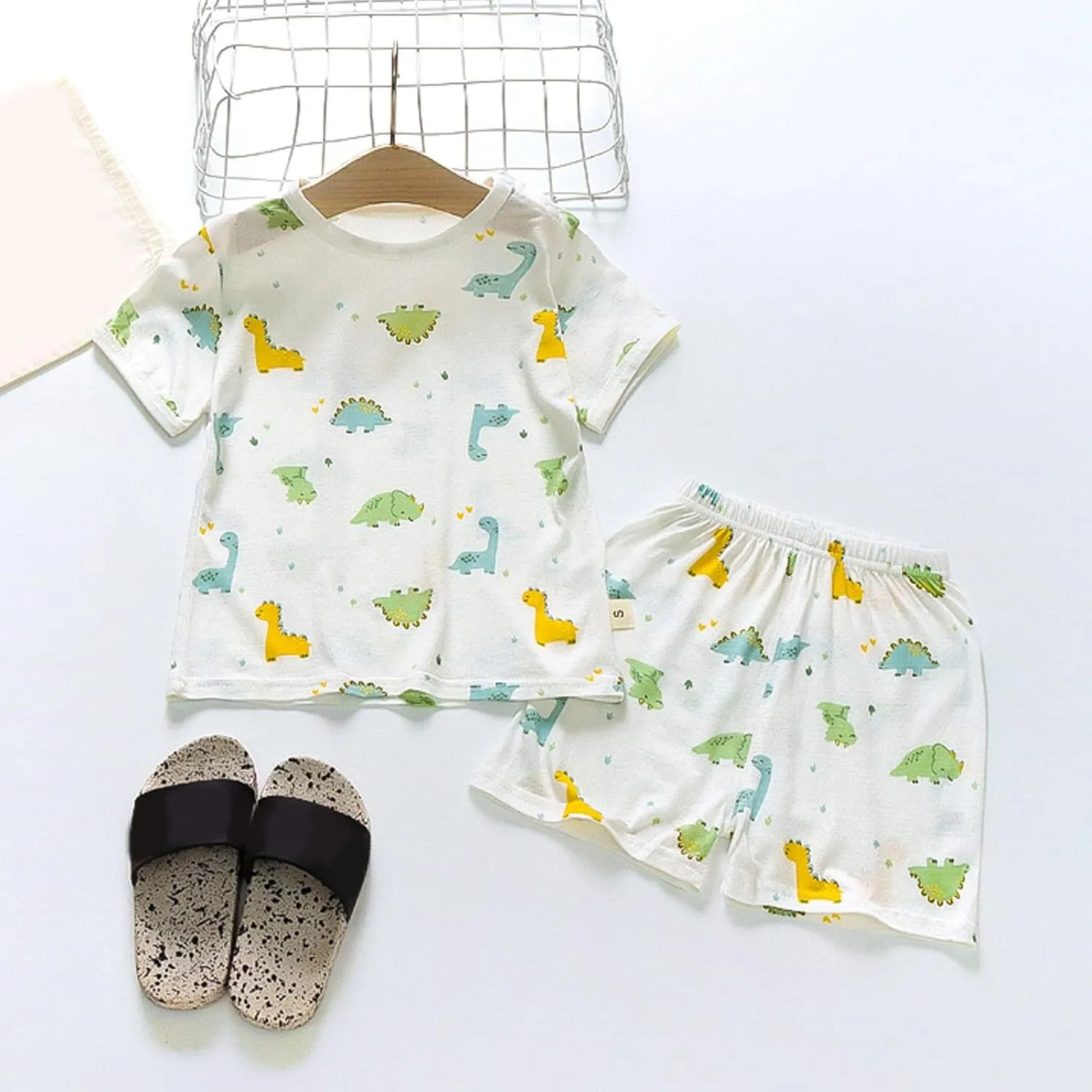 Toddler Boys Girls Short Sleeve Clothing Kids Pajamas Sleepwear Cartoon Strawberry Dinosaur Prints Baby Bows for